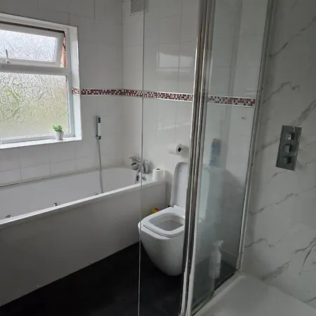 Chelwood Leeds (West Yorkshire)