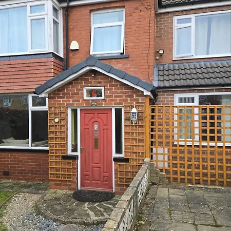 Chelwood بيت للعطل *